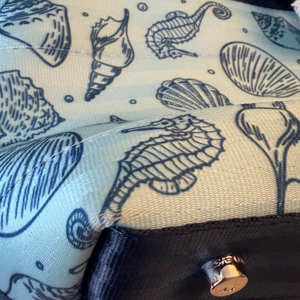 Harveys Seatbelt Seacycle Collection tote💙